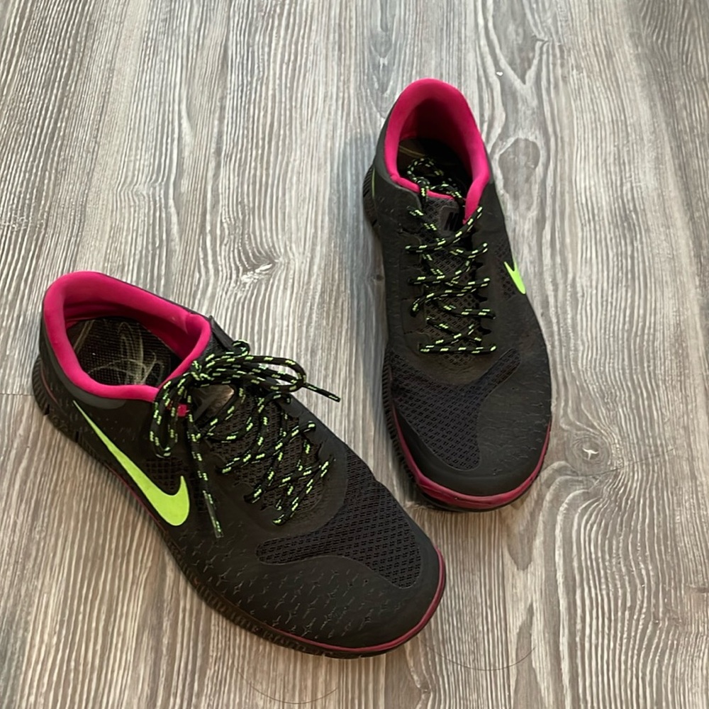 Nike shoes